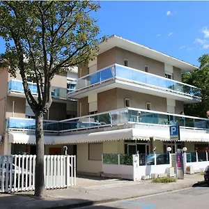 2* Hotel Laguna
