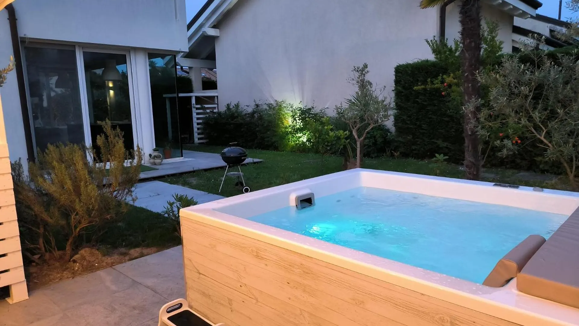 Jesolo Beach Villa 0*, Лидо-ди-Езоло Италия